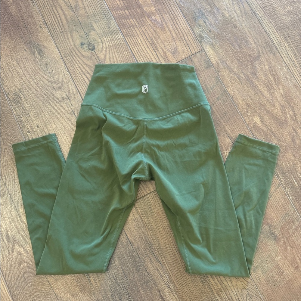 Green your go to legging